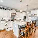 Spacious Chester Home Near Pocahontas State Park!
