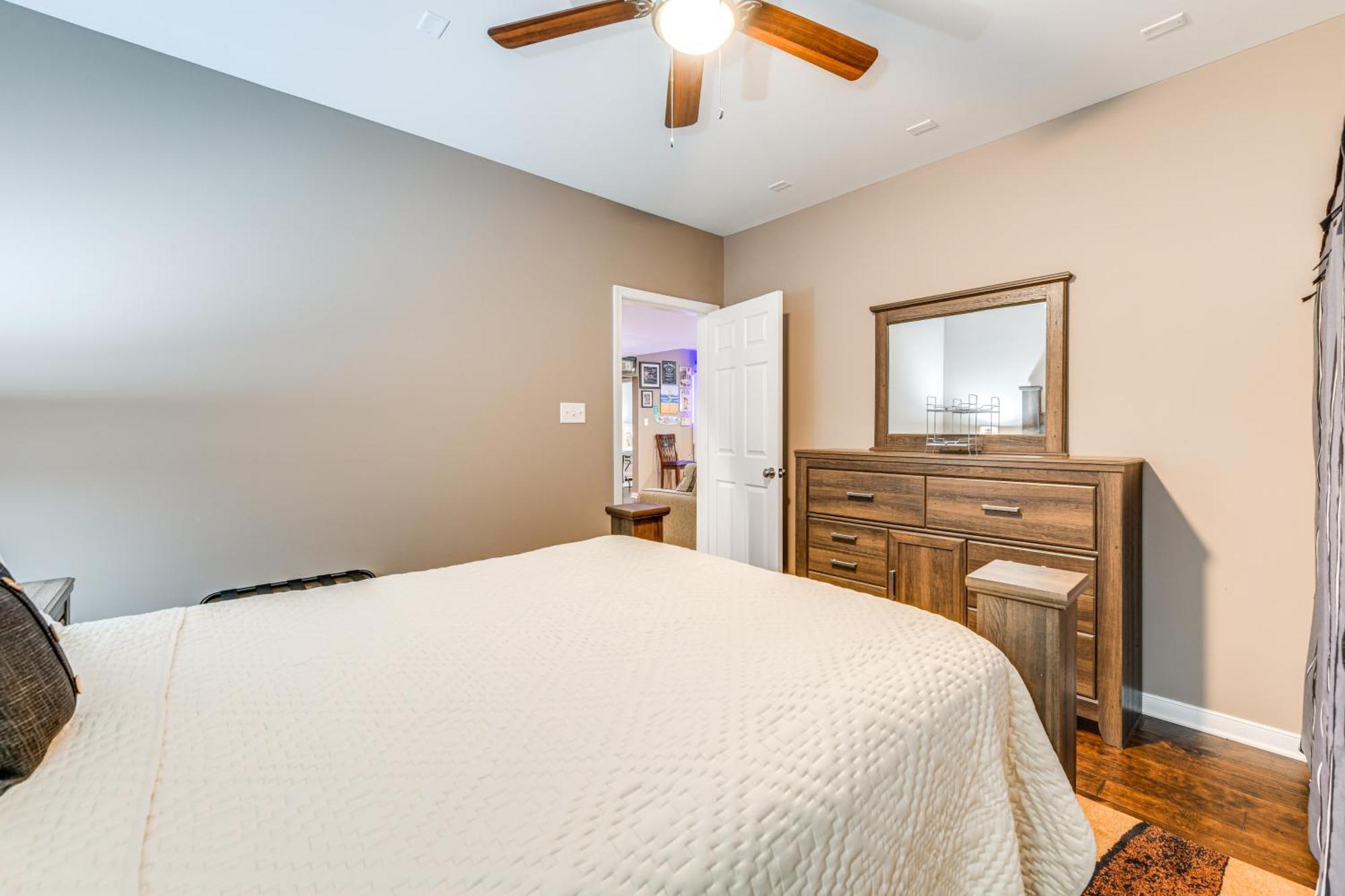 Spacious Near Pocahontas State Park! Holiday home